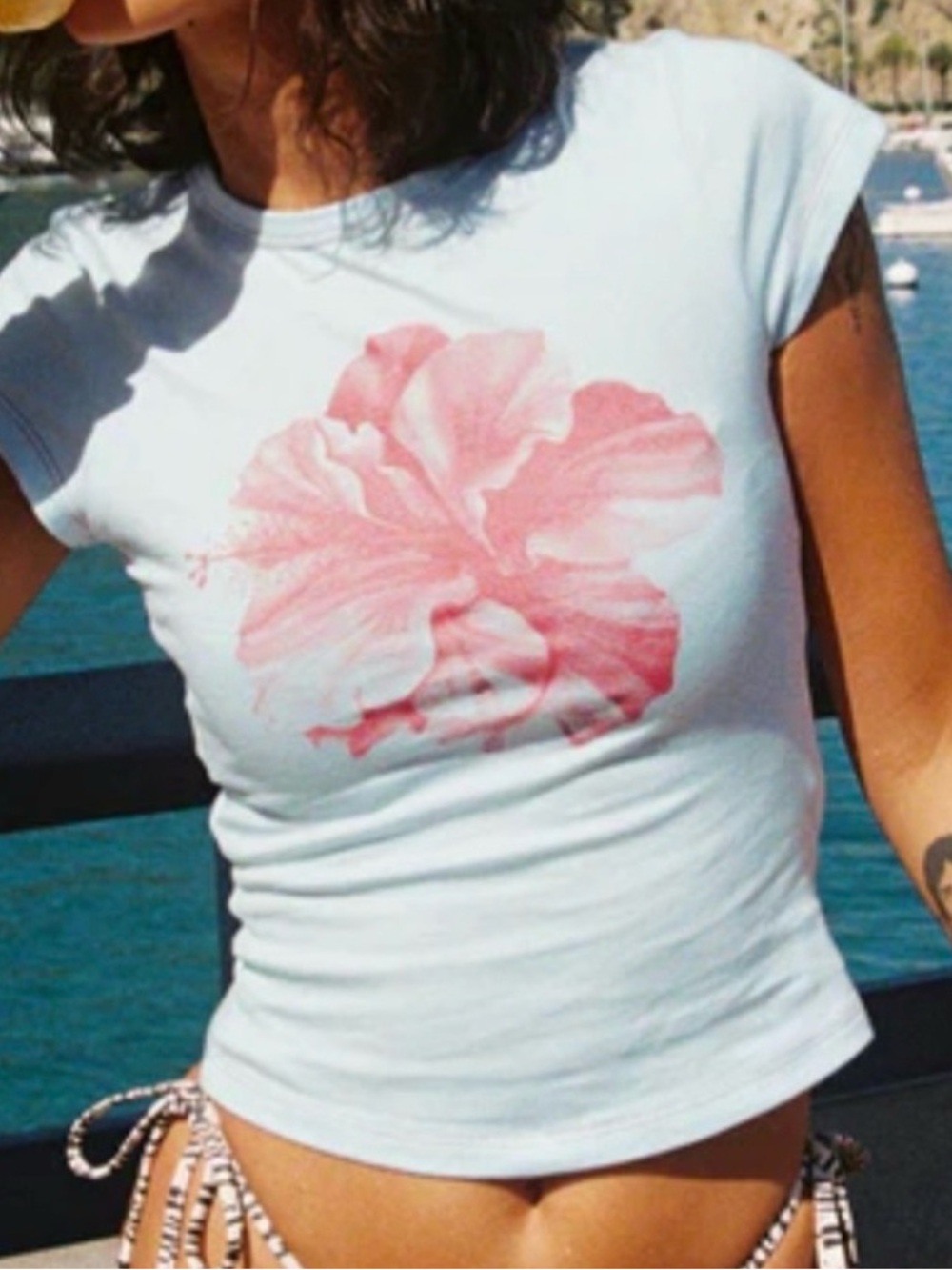 Princess Polly Mint Crop Fitted Tee with Pink Floral Print *size 0